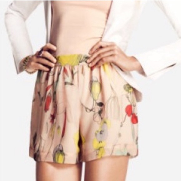H&M High Waist Floral Women's Shorts - Cream and Multicolor - Picture 1 of 7